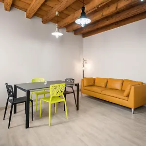 https://flats4rent-irene.hotelinveneto.com
