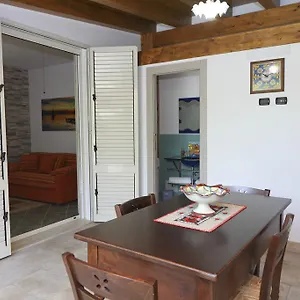 https://villa-eleonora.sicilyhotelsitaly.net